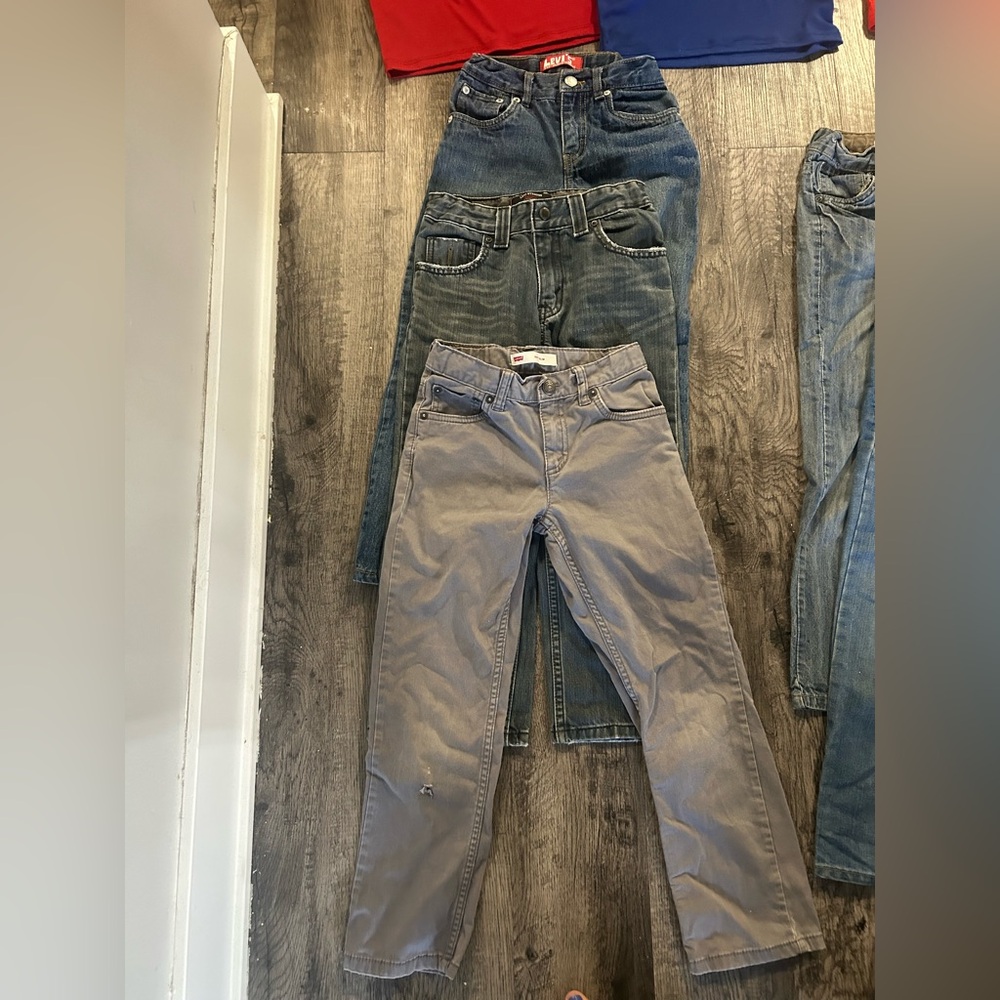 Boys size 7 bundle lot, 6 jeans, 2 long shirts, 5 tee, 1pj - Picture 4 of 8